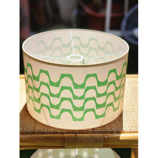 ABAT-JOUR  motifs graphiques  vert et blanc VAGUES VERTES COPACABANA