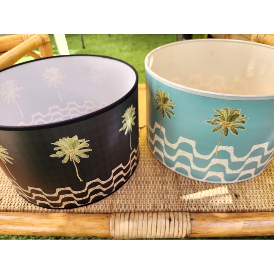 ABAT JOUR  COPACABANA   MOTIF INSPIRE PAR LA CELEBRE PLAGE DE RIO VAGUES noir et or