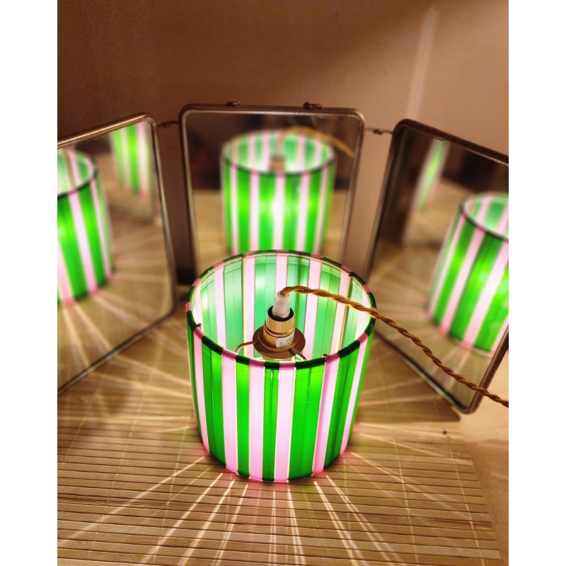 LAMPE VERT ET ROSE STRIPE Ø15cm MATERIAUX RECYCLES IMPRESSION 3D